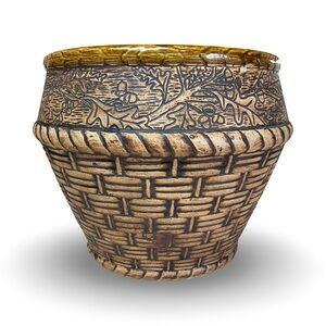 Western Stoneware Pottery in the "Willow Basket" mid-1920s Large Jardiniere Pot